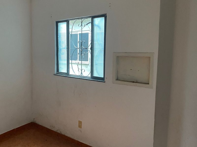 Casa à venda Olaria com 70m² e 2 quartos por R$ 40.000 - 1998615619-whatsapp-image-2021-10-26-at-11.jpeg