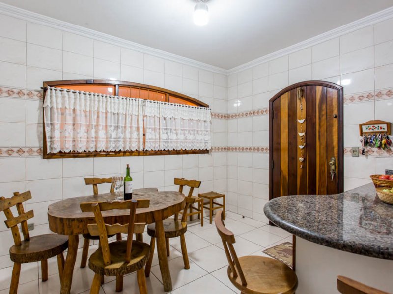 imóvel com 310m² - Baronesa - Osasco