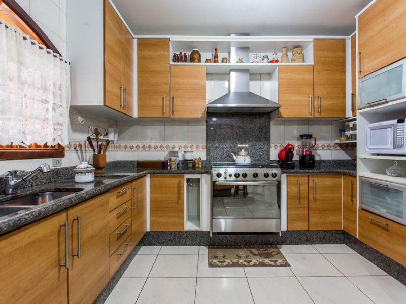 imóvel com 310m² - Baronesa - Osasco