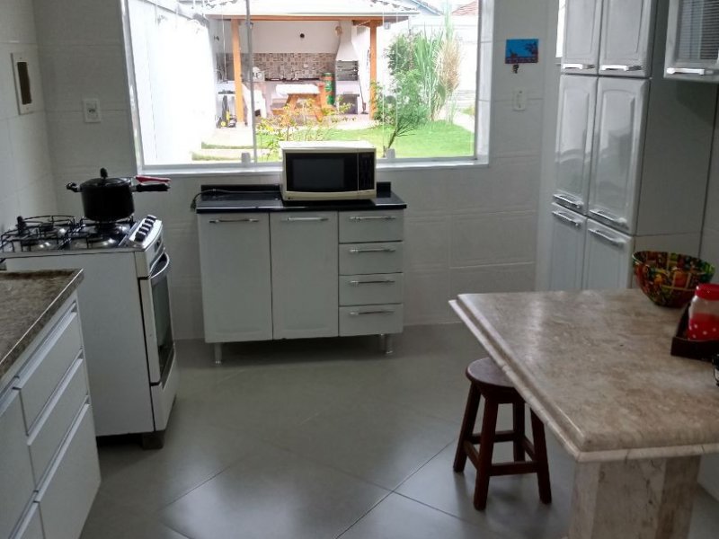 imóvel com 195m² - Centro - Caraguatatuba