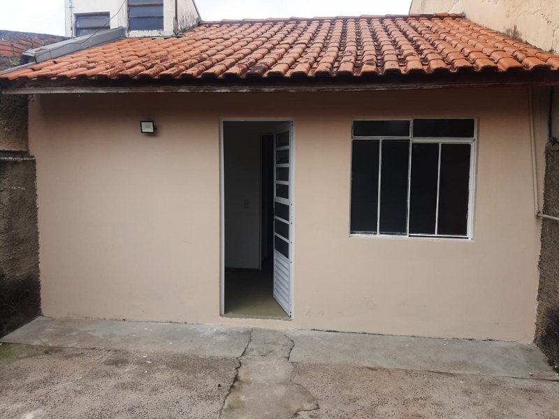 Casa à venda Boqueirão com 59m² e 3 quartos por R$ 250.000 - 1858187652-fundos-2.jpeg