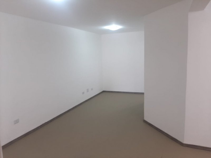 Casa à venda Boqueirão com 59m² e 3 quartos por R$ 250.000 - 1966493754-sala-5.jpeg