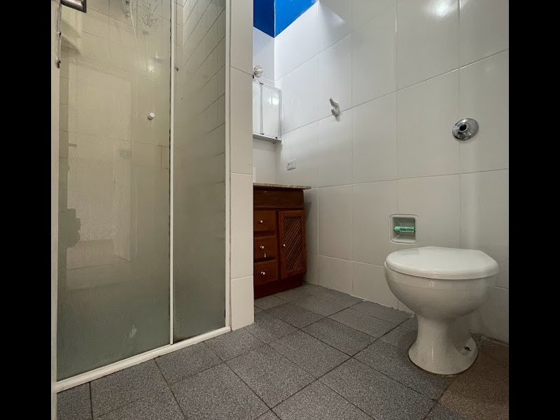 Casa à venda Boqueirão com 59m² e 3 quartos por R$ 250.000 - 769239821-banheiro-3.jpg
