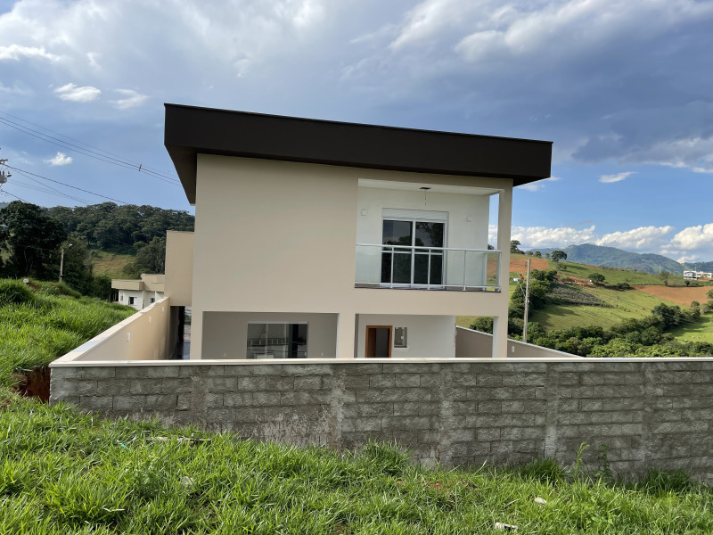 imóvel com 252m² - Centro - Estiva