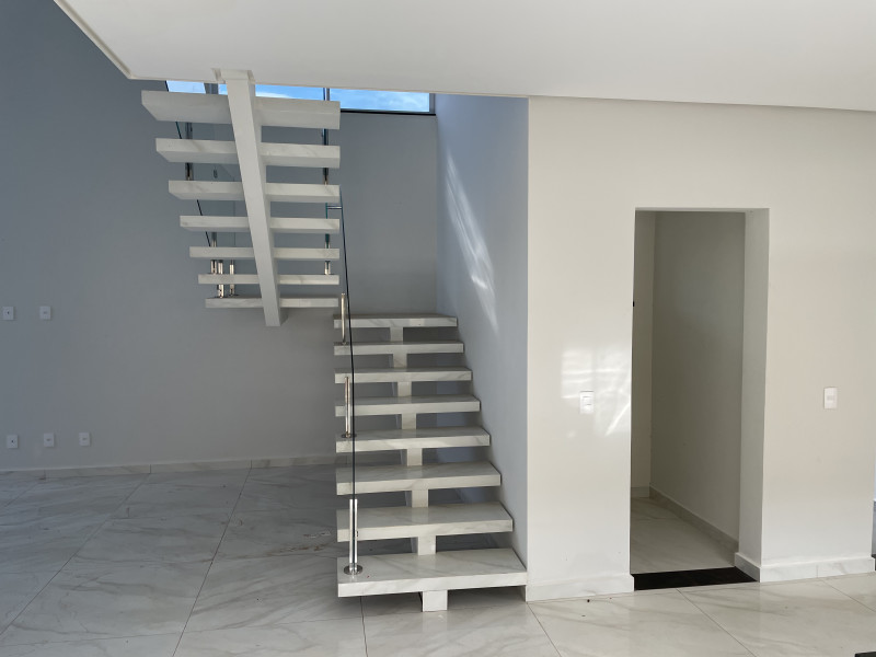 imóvel com 252m² - Centro - Estiva