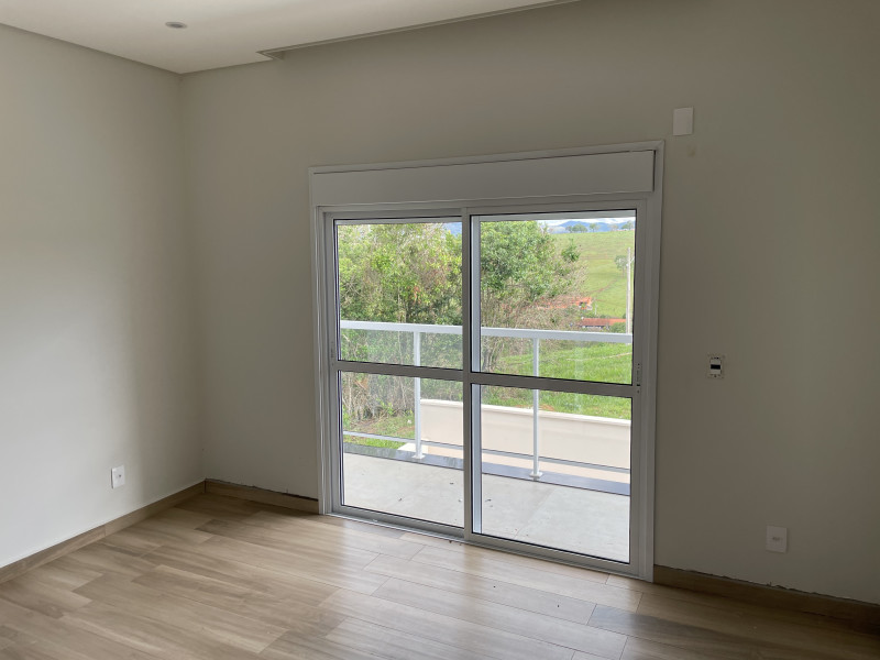 imóvel com 252m² - Centro - Estiva