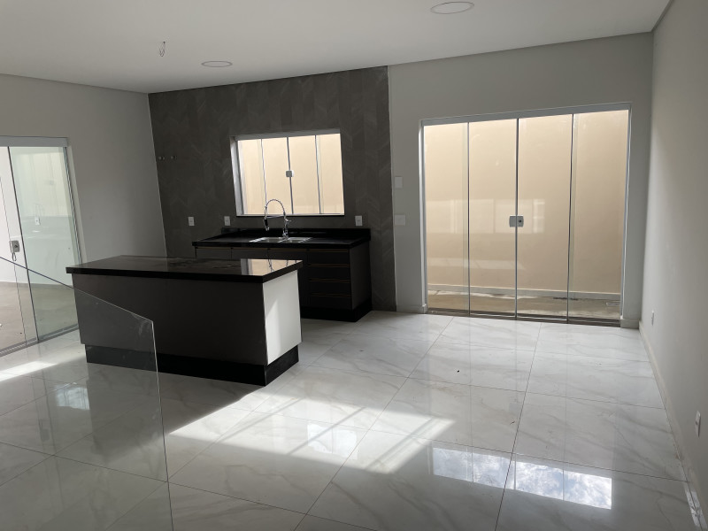 imóvel com 252m² - Centro - Estiva
