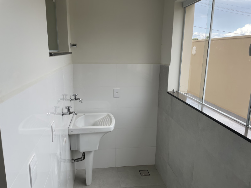 imóvel com 252m² - Centro - Estiva