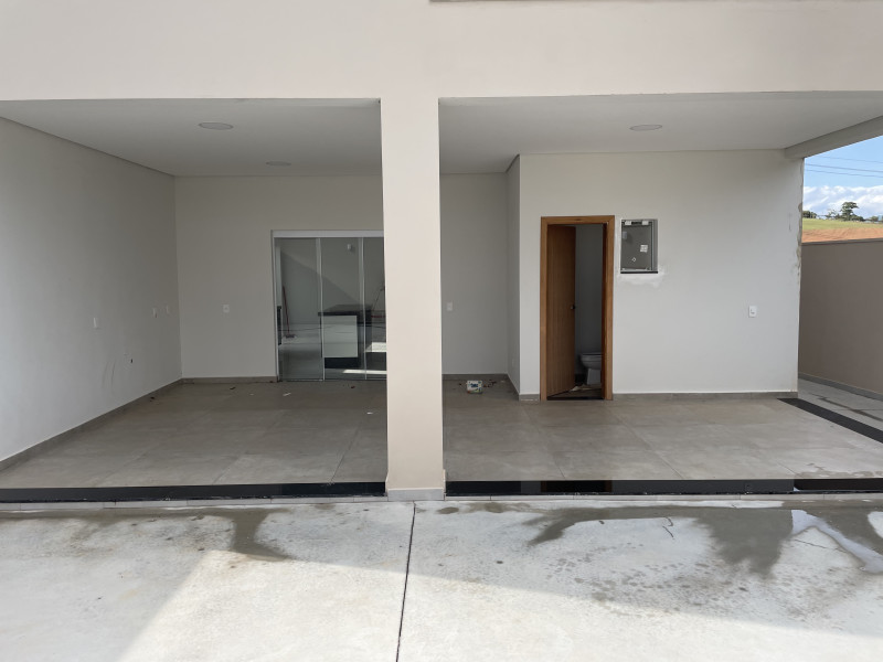 imóvel com 252m² - Centro - Estiva