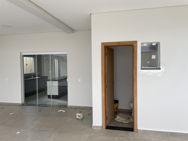 imóvel com 252m² - Centro - Estiva