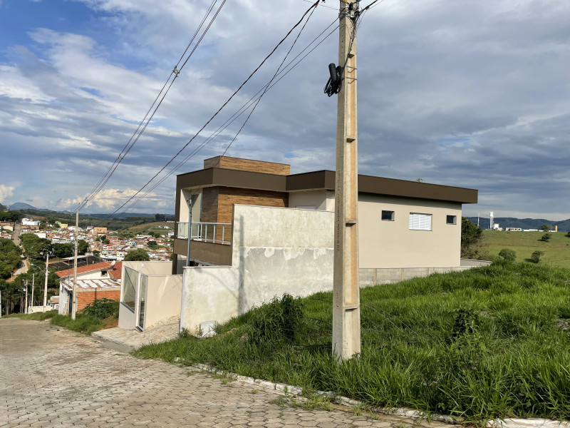 imóvel com 252m² - Centro - Estiva