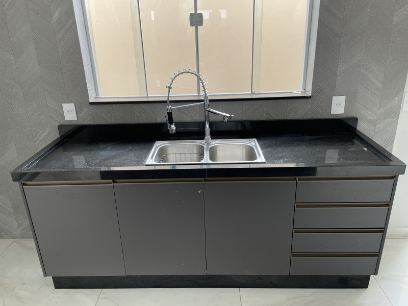imóvel com 252m² - Centro - Estiva