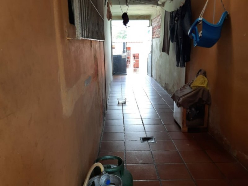 Casa à venda Vila São Francisco com 144m² e 1 quarto por R$ 255.000 - 958096057-screenshot-20211103-120338-whatsappbusiness.jpg
