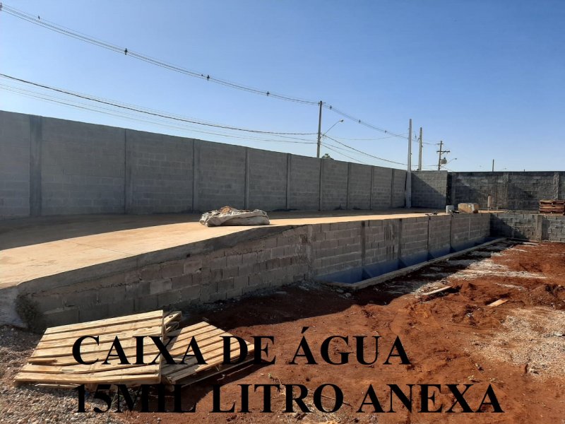 Terreno à venda Centro com 1500m² e 1 quarto por R$ 450.000 - 1691896275-caixa-de-agua.jpg