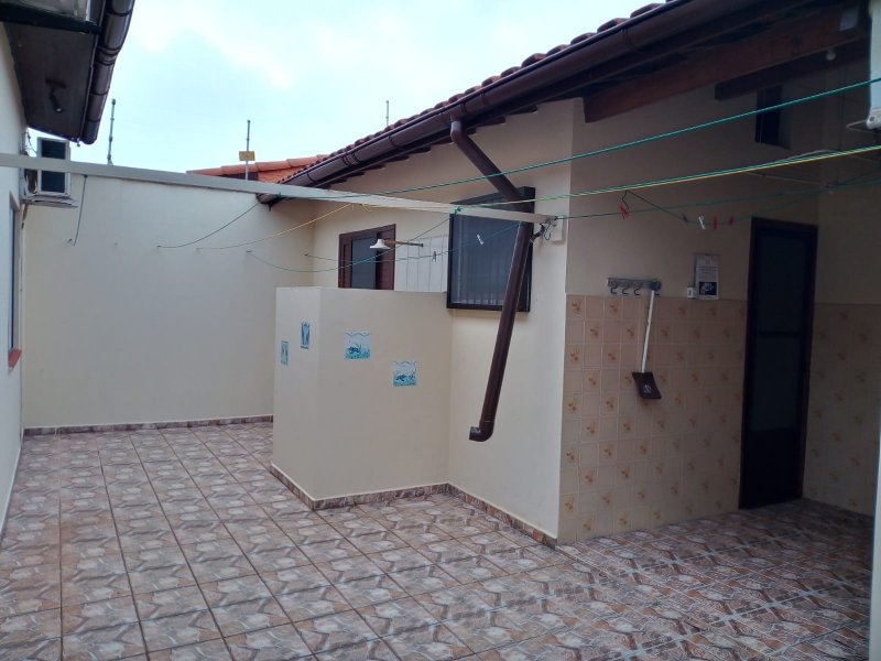 imóvel com 100m² - Bal Tres Marias - Peruíbe