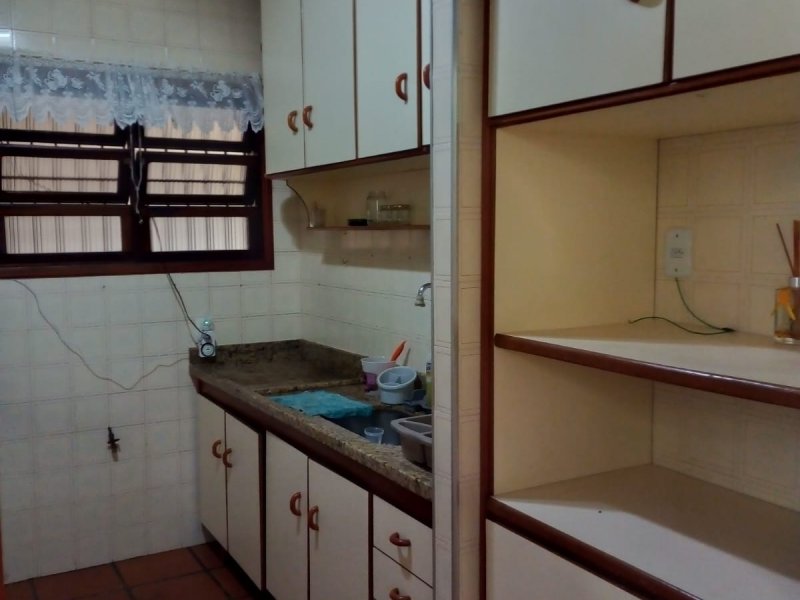 imóvel com 100m² - Bal Tres Marias - Peruíbe