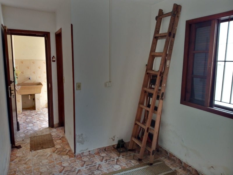 imóvel com 100m² - Bal Tres Marias - Peruíbe