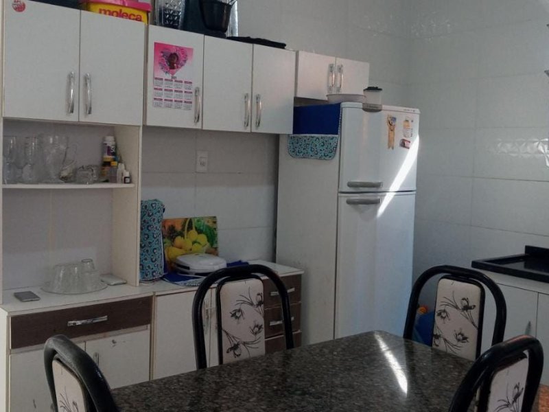 Casa à venda Centro com 104m² e 2 quartos por R$ 100.000 - 1171939227-c0cc9187-7b66-4323-809d-eb274cd92150.jpg