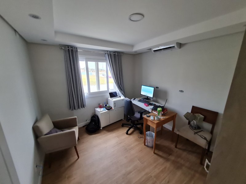 Casa de condomínio à venda Laranjal com 365m² e 4 quartos por R$ 1.790.000 - 2054757568-suite-terro.jpg