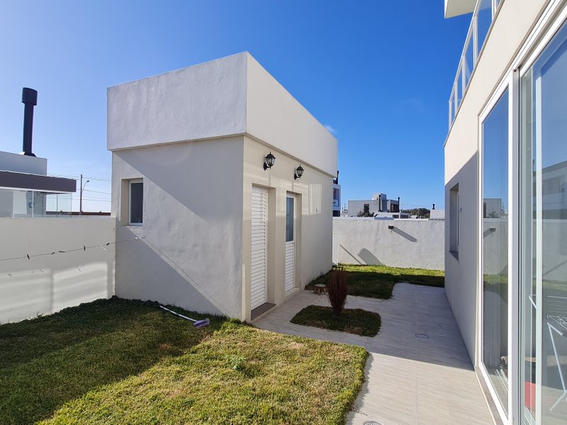 Casa de condomínio à venda Laranjal com 365m² e 4 quartos por R$ 1.790.000 - 297745915-edicula.jpg