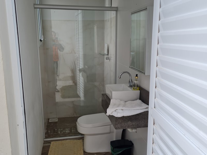 Casa de condomínio à venda Laranjal com 365m² e 4 quartos por R$ 1.790.000 - 665326932-banheiro-edicula-1.jpg