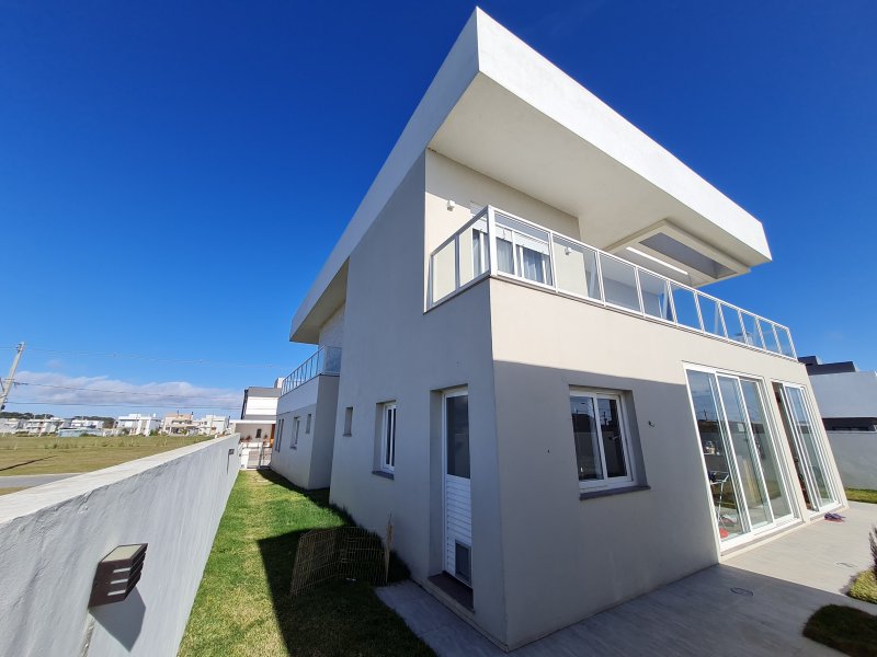 Casa de condomínio à venda Laranjal com 365m² e 4 quartos por R$ 1.790.000 - 845143477-fundos-1.jpg