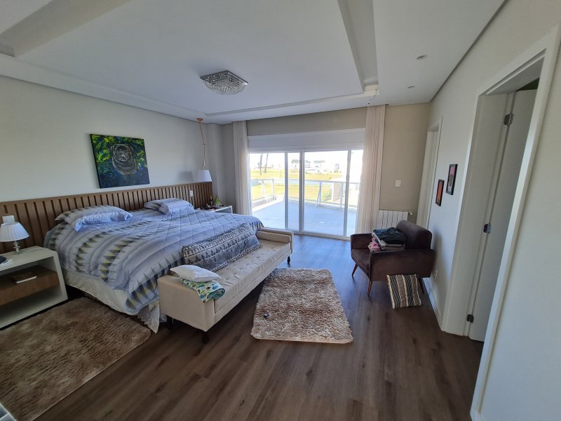 Casa de condomínio à venda Laranjal com 365m² e 4 quartos por R$ 1.790.000 - 95968595-suite-master.jpg