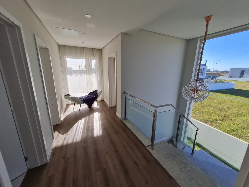 Casa de condomínio à venda Laranjal com 365m² e 4 quartos por R$ 1.790.000 - 990914532-corredor-superior.jpg