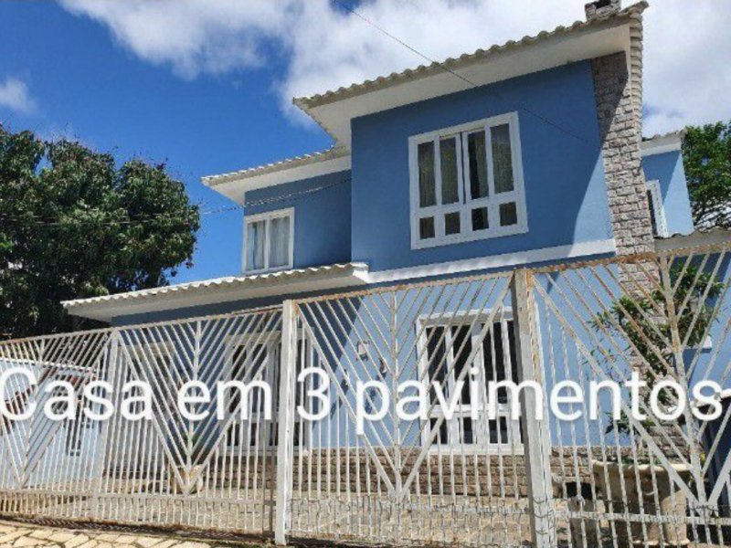 Casa à venda CENTRO com 200m² e 4 quartos por R$ 750.000 - 645449463-casa-venda-fachada.jpg