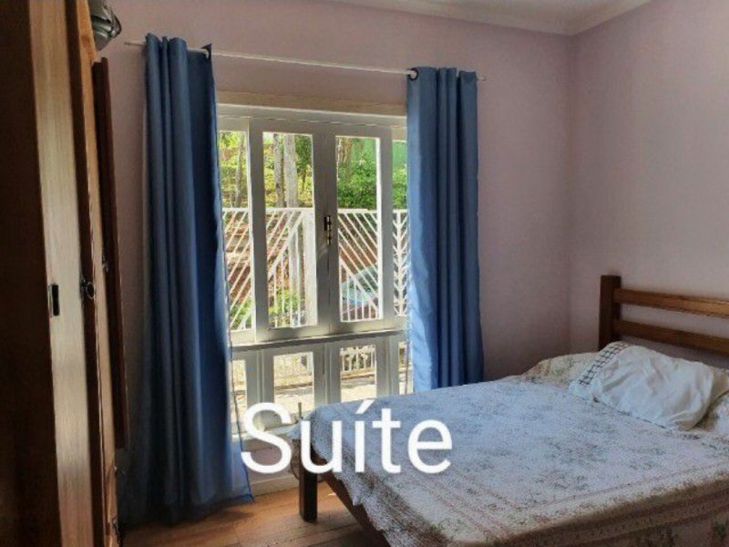 Casa à venda CENTRO com 200m² e 4 quartos por R$ 750.000 - 881041922-casa-venda-suite-1.jpg
