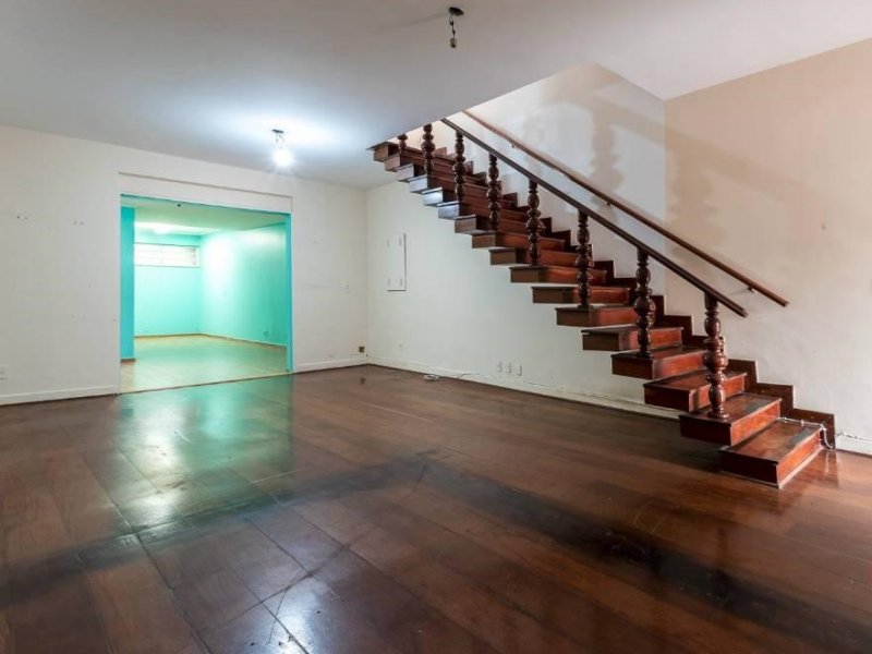 Comercial à venda Prainha com 400m² e 1 quarto por R$ 3.000.000 - 303225663-acesso-ao-piso-superior-2.jpg