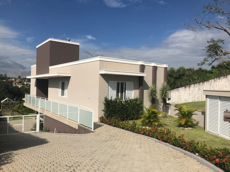 Casa de condomínio para alugar bairros Campos de Santo Antônio com 800m² e 4 quartos por R$ 12.000 - 1655230809-38624d6b-7b11-49eb-9cbc-5ed560e05742.jpeg