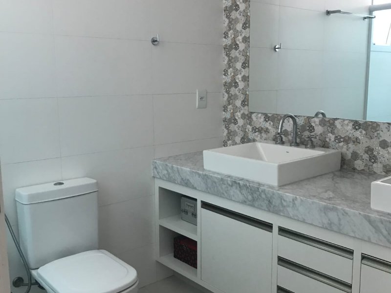 Casa de condomínio para alugar bairros Campos de Santo Antônio com 800m² e 4 quartos por R$ 12.000 - 2026392576-3a0272a6-0569-4a05-9bf7-3bd03d399015.jpeg