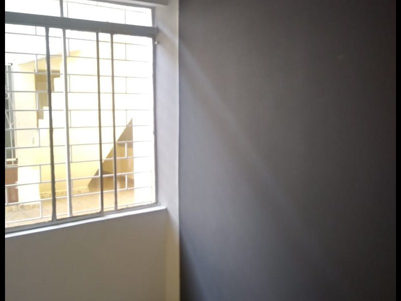 Apartamento à venda Campo Comprido com 40m² e 2 quartos por R$ 135.000 - 497065755-sala-parcial.jpeg