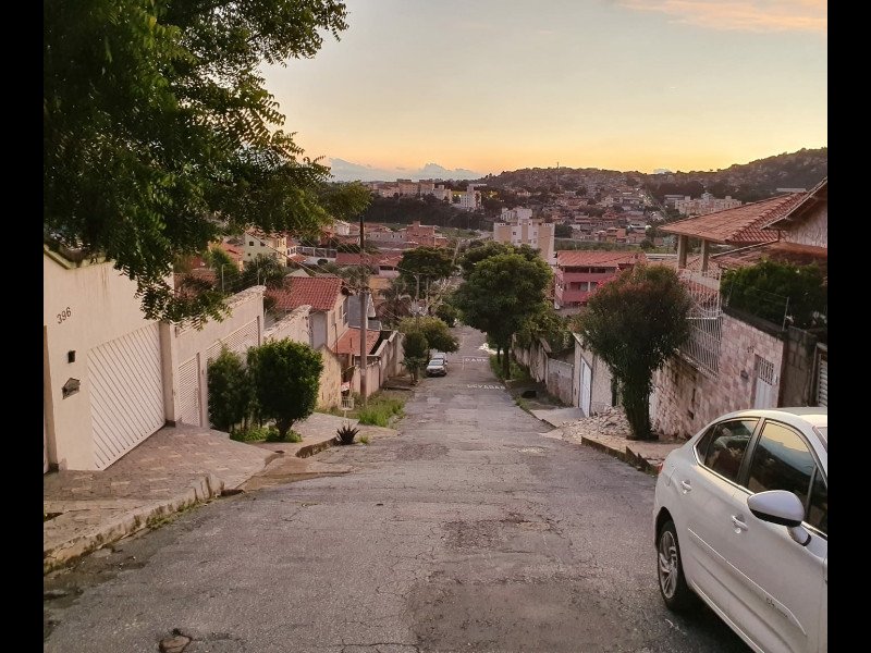 imóvel com 360m² - Canaa - Belo Horizonte