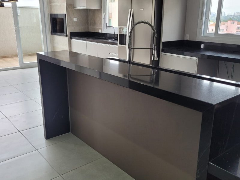 imóvel com 300m² - Bairro Alto - Curitiba