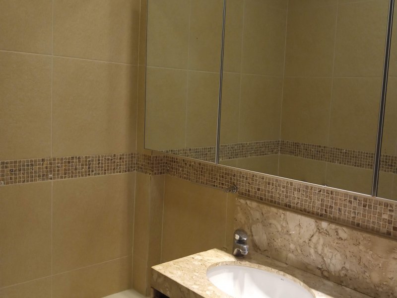 Apartamento à venda Copacabana com 60m² e 2 quartos por R$ 670.000 - 1064505462-banheiro-5.jpg