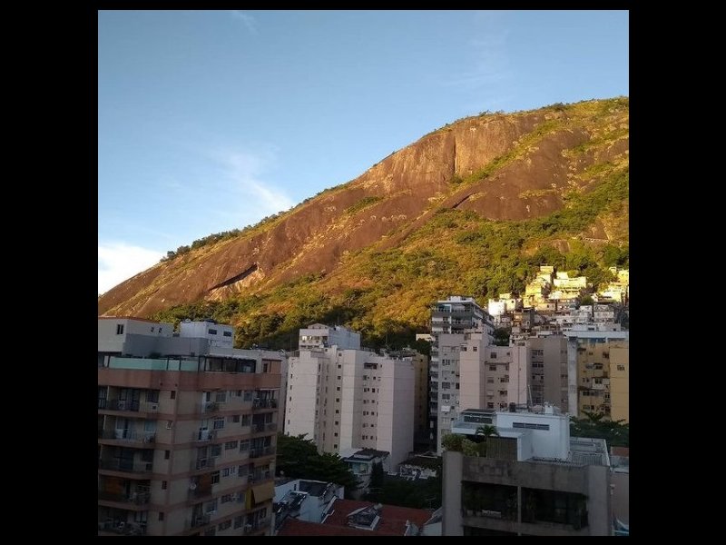 Apartamento à venda Copacabana com 60m² e 2 quartos por R$ 670.000 - 318652329-vista-janela.jpg