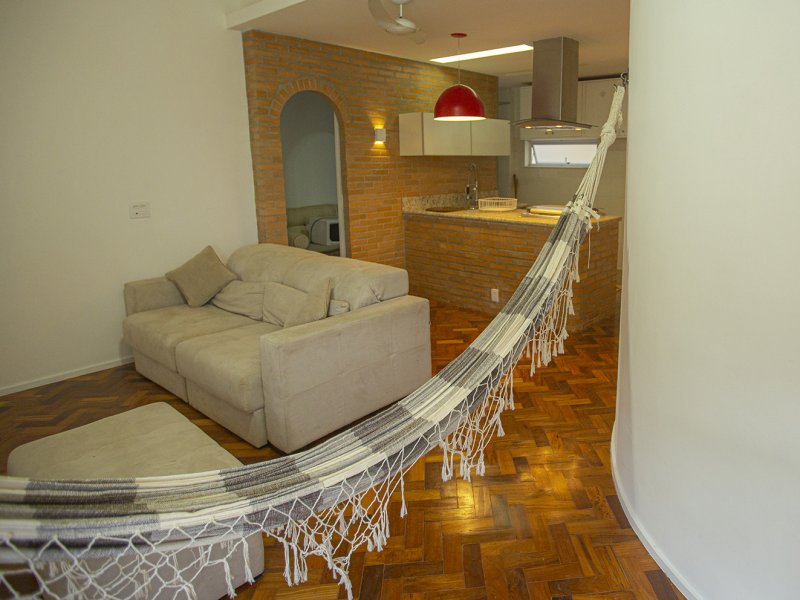 Apartamento à venda Copacabana com 60m² e 2 quartos por R$ 670.000 - 537753560-sala-03-baixa-resol.jpg