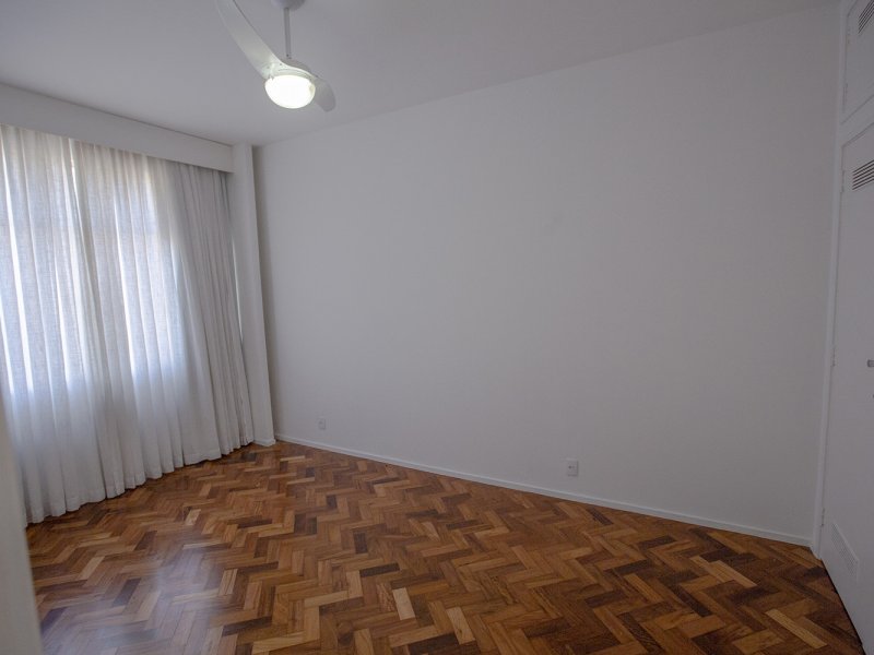 Apartamento à venda Copacabana com 60m² e 2 quartos por R$ 670.000 - 870389003-quarto-1-04-baixa-resol.jpg