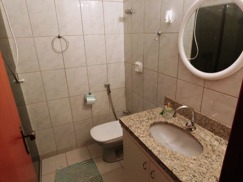 Apartamento à venda Santa Mônica com 88m² e 3 quartos por R$ 320.000 - 1473459707-photo4933738592476441038.jpg