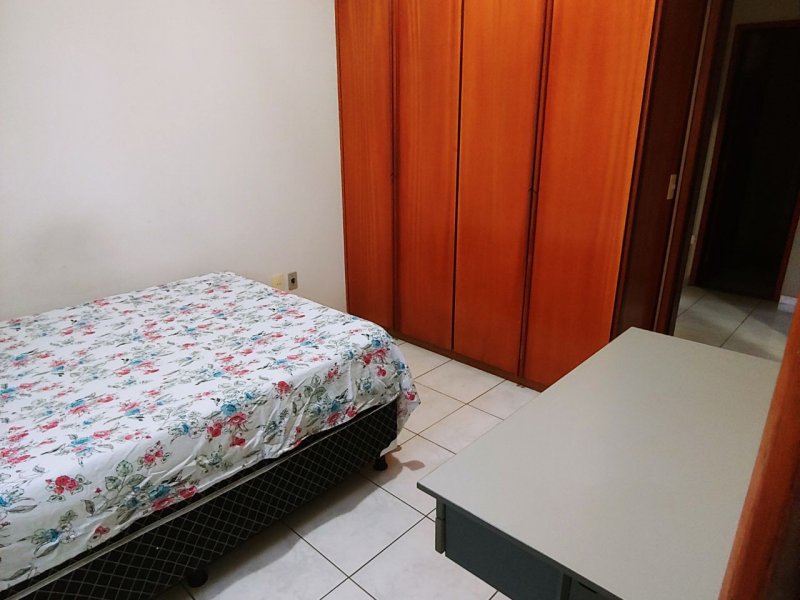 Apartamento à venda Santa Mônica com 88m² e 3 quartos por R$ 320.000 - 1875182799-photo4933738592476441036.jpg