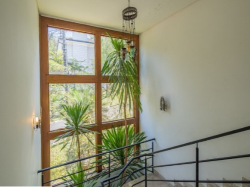Casa de condomínio à venda Chácara Flora com 701m² e 6 quartos por R$ 2.960.000 - escada.jpg