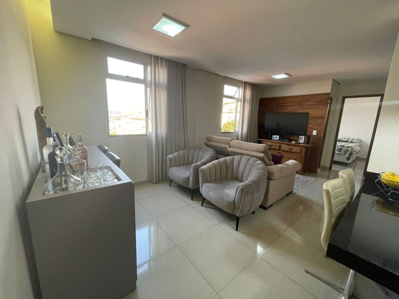 Apartamento à venda São Lucas com 67m² e 2 quartos por R$ 289.000 - 1257474825-whatsapp-image-2021-11-04-at-20.jpeg