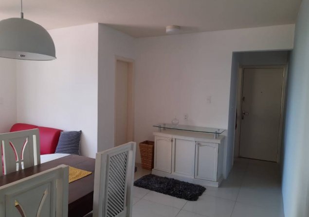 imóvel com 65m²
