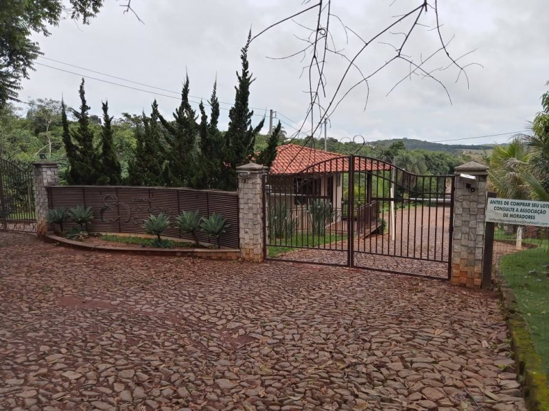 Casa de condomínio à venda Centro com 260m² e 4 quartos por R$ 790.000 - 595693415-port-3.jpg