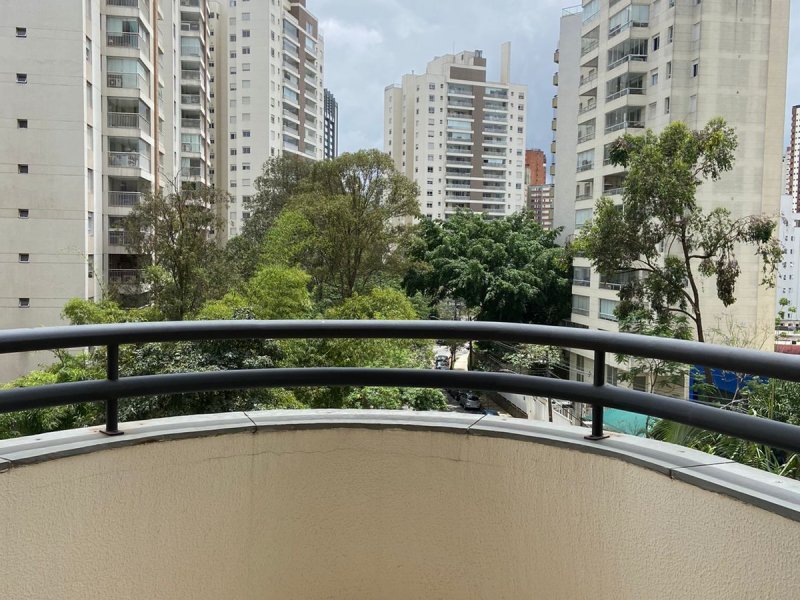 Apartamento à venda Vila Andrade com 168m² e 3 quartos por R$ 1.100.000 - 2140976762-varanda3.jpeg