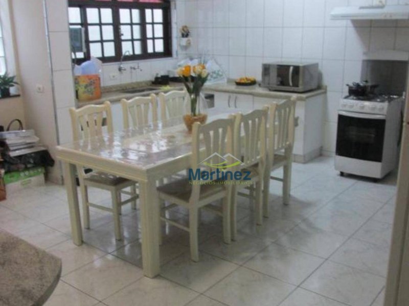 Casa à venda Vila Bancária com 550m² e 3 quartos por R$ 1.200.000 - 1859806504-casa-mae-11.jpg
