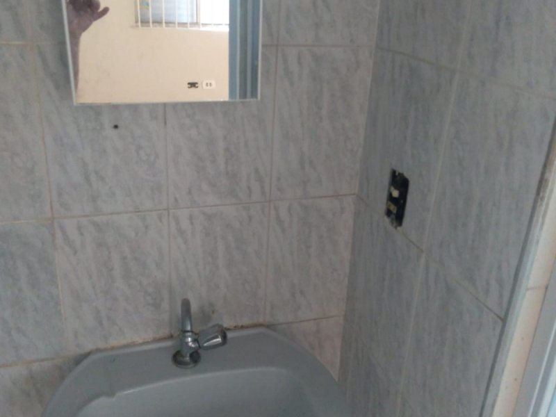 Apartamento à venda Conjunto Residencial José Bonifacio com 55m² e 3 quartos por R$ 185.000 - 2049599863-img-20210920-wa0046.jpg