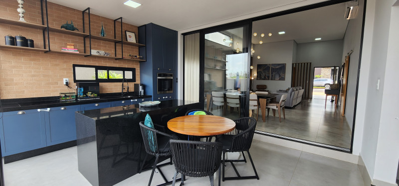 Casa de condomínio à venda Glória com 207m² e 3 quartos por R$ 1.500.000 - 1622430903-20231013-104038.jpg